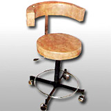 Pneumatic Surgical Stool (D.E-04)